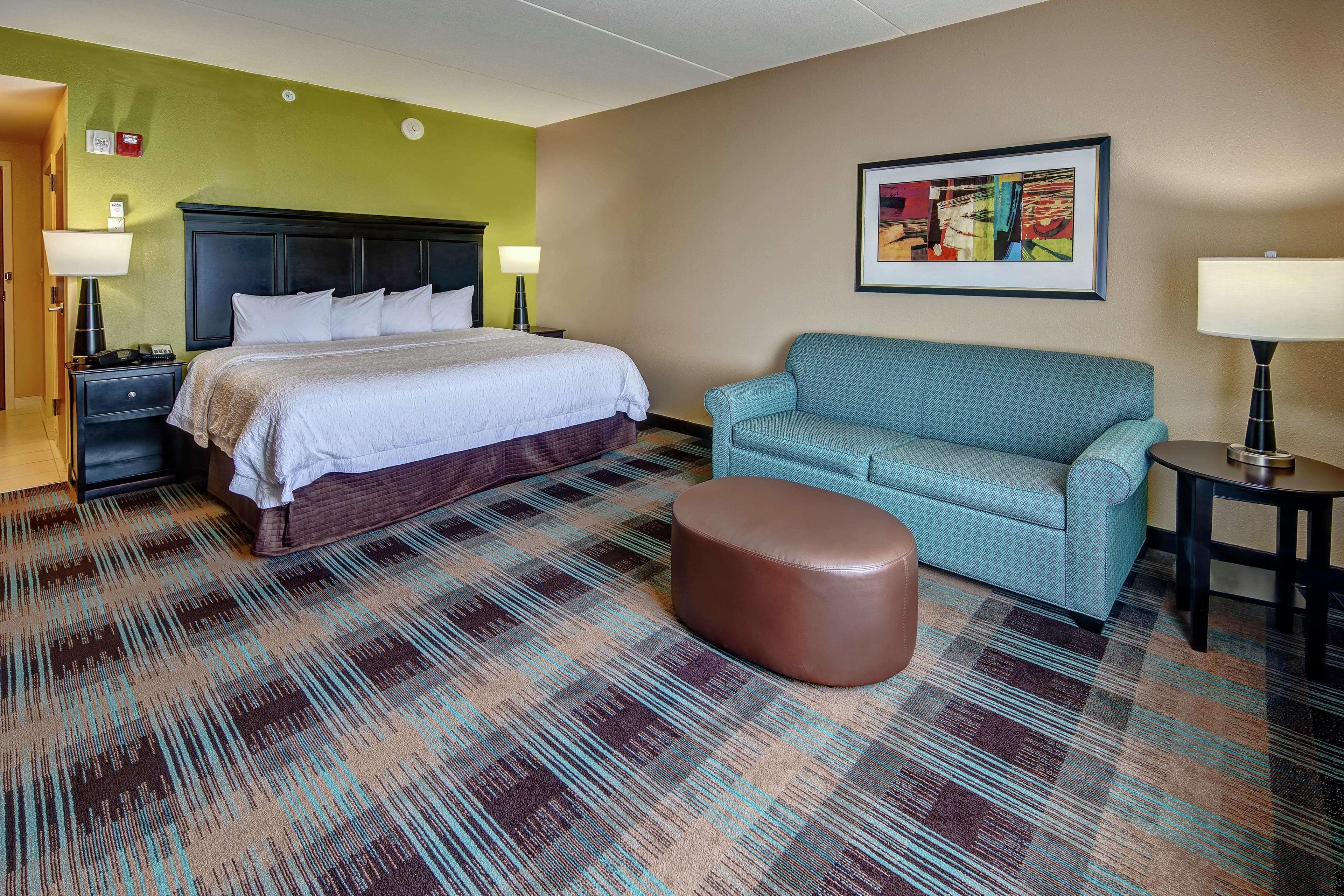 Hampton Inn & Suites Кларксвилл Экстерьер фото